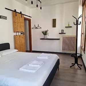 Dga Loft In Center A Few Steps From Squares Appartamento Padova